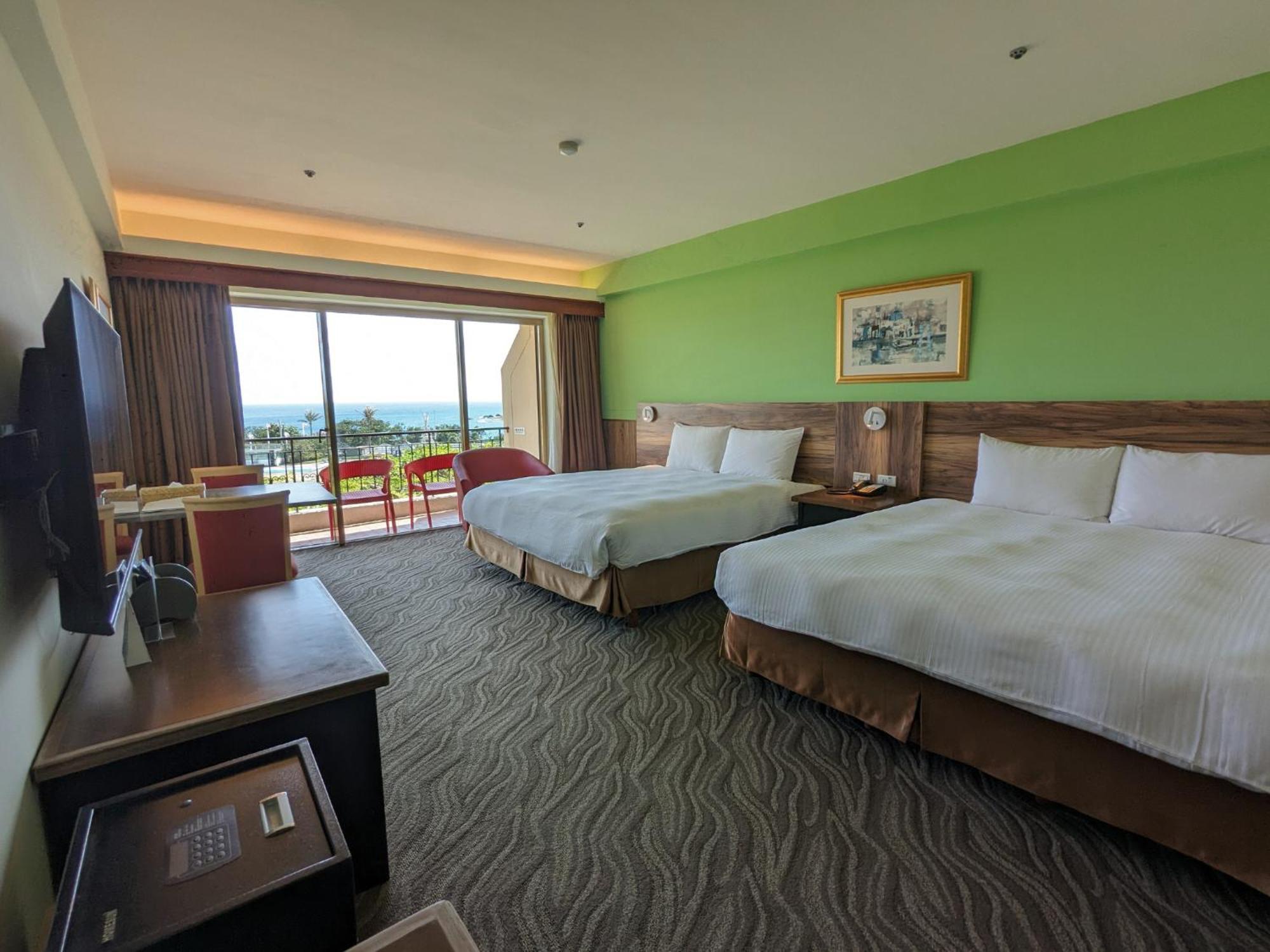 Howard Beach Resort Kenting Exterior photo Deluxe Ocean View Room