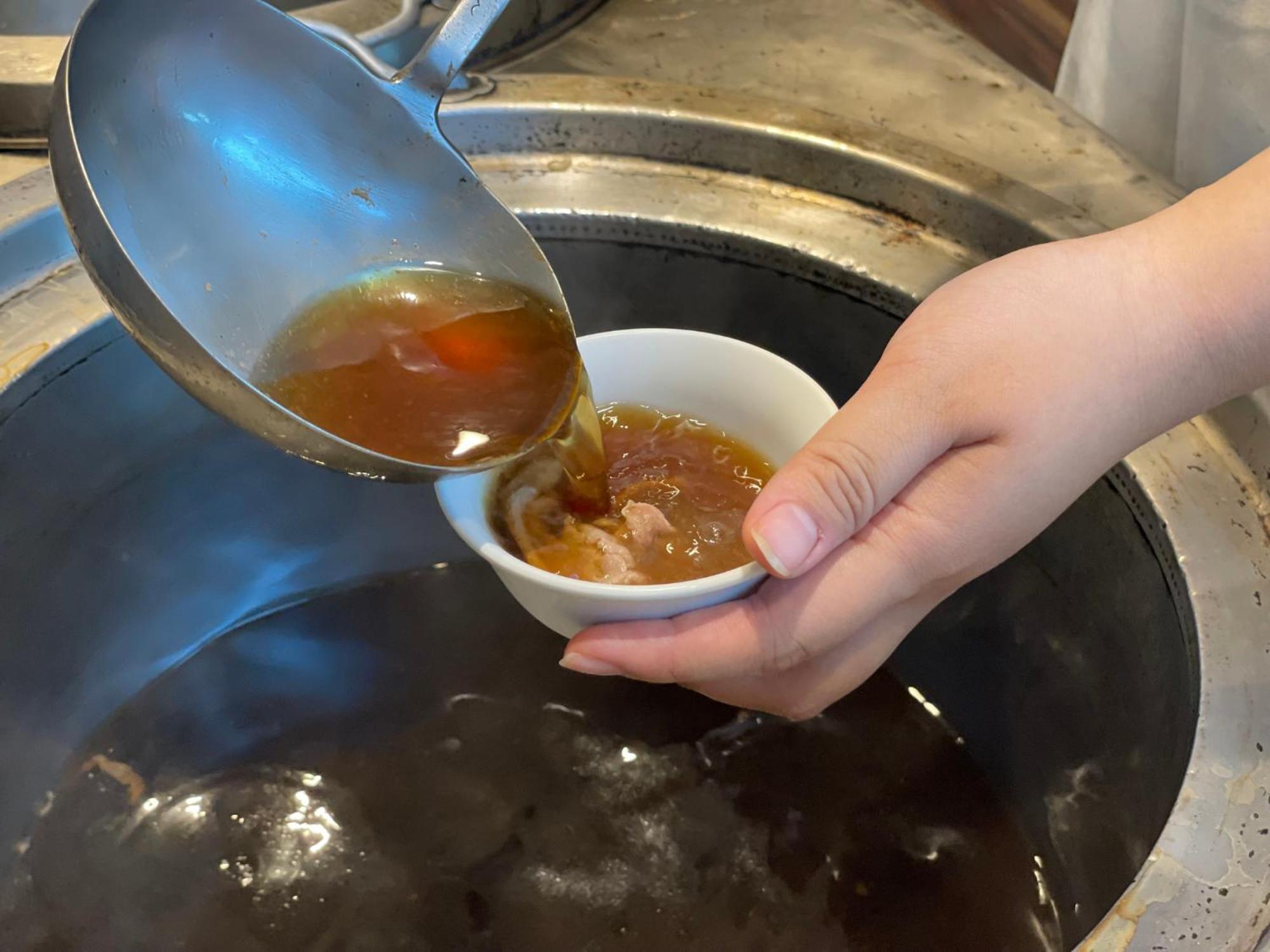 Howard Beach Resort Kenting Exterior photo A ladle of dashi