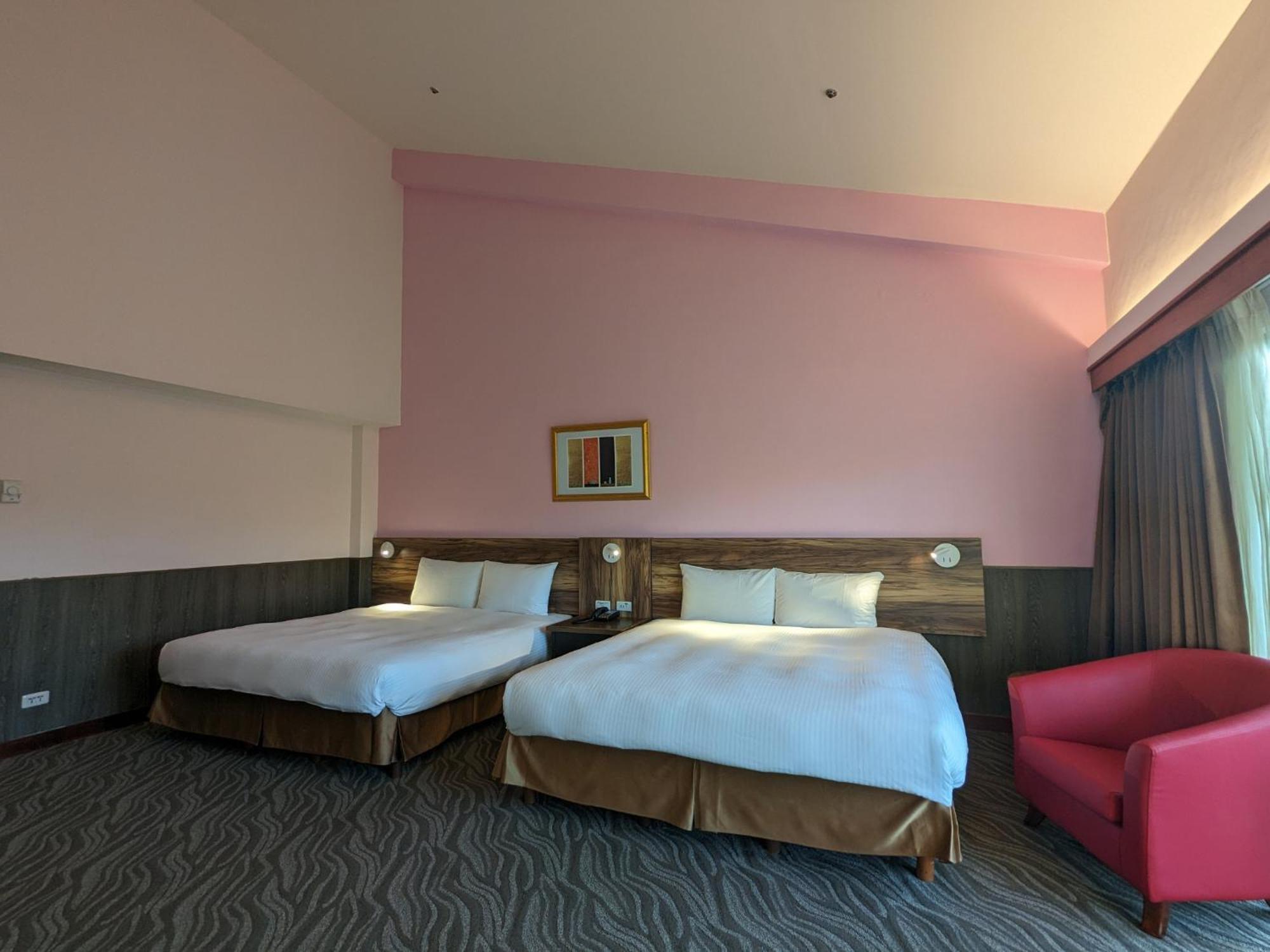 Howard Beach Resort Kenting Exterior photo Deluxe room