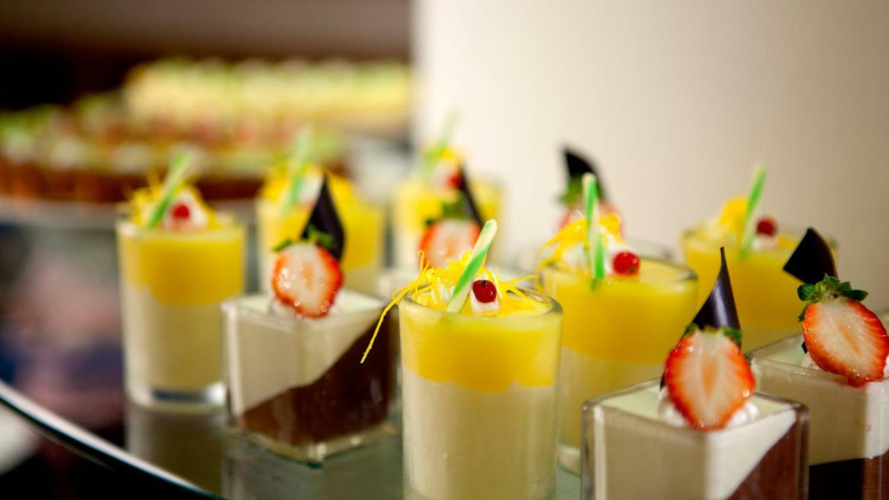 Howard Beach Resort Kenting Exterior photo A dessert